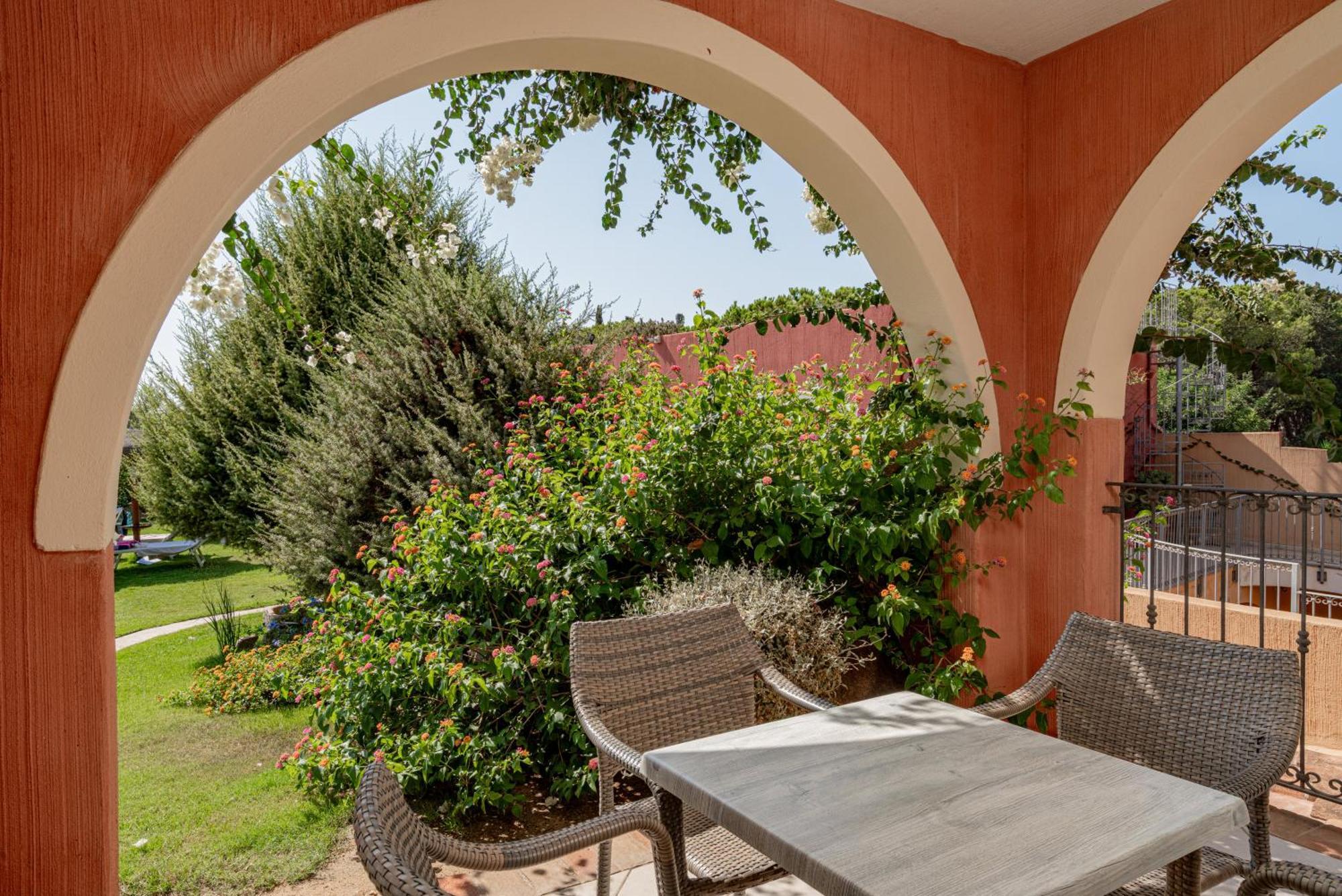 Hotel Mariposas Villasimius Exterior foto